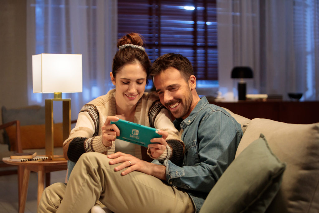 Lodovica Comello e Tomas Goldschmidt, per nintendo animal crossing New Horizon